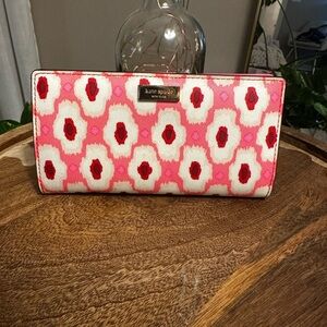 Kate Spade Patterned Wallet